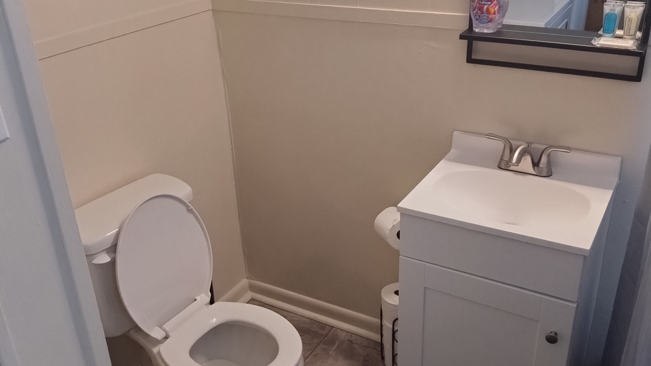 Photo of Bathroom in Alexandria