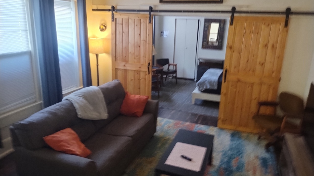 Photo of Livingroom in Alexandria