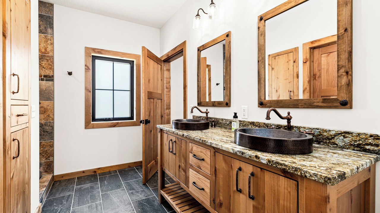 Photo of Bathroom in Biwabik