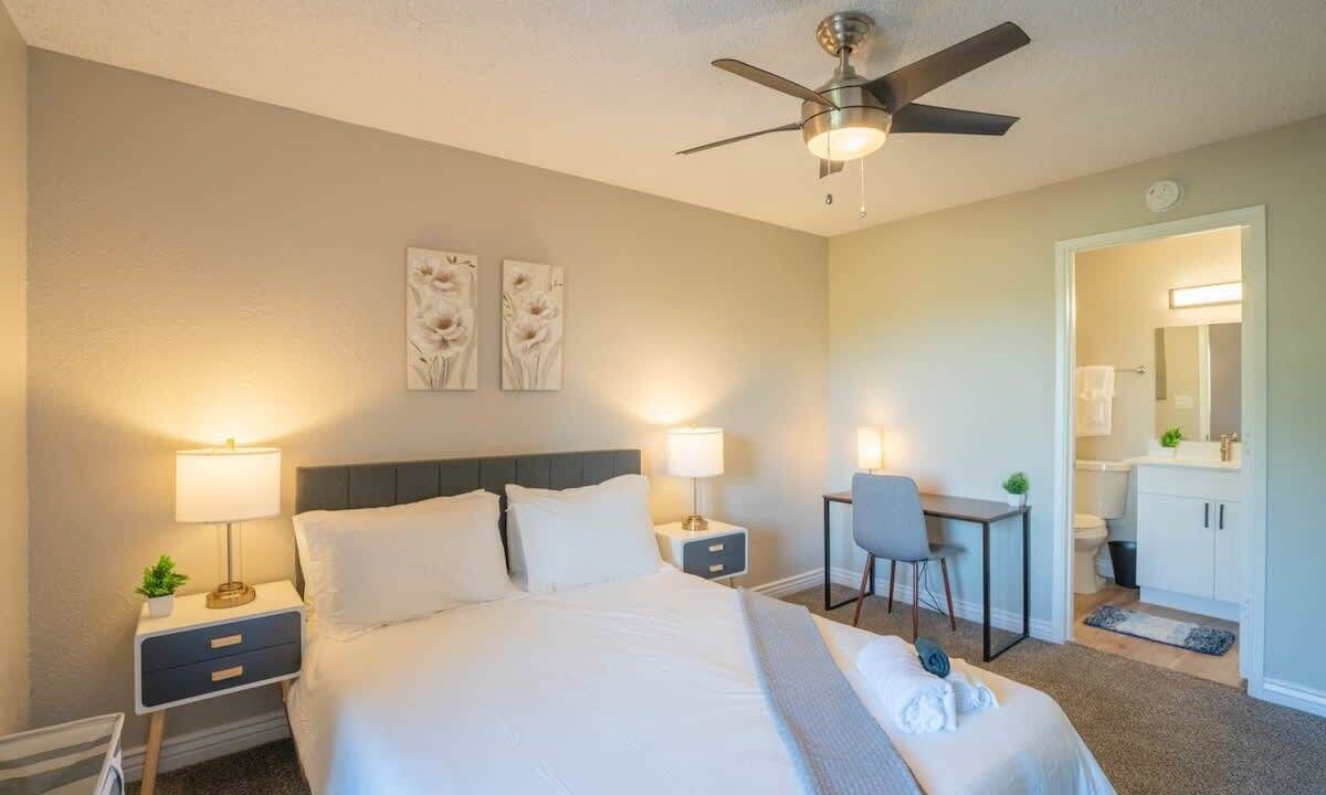 Photo of Bedroom in Cox Heights