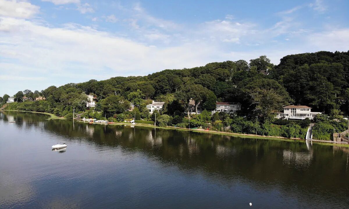 Photo of Outdoor in Mill Neck