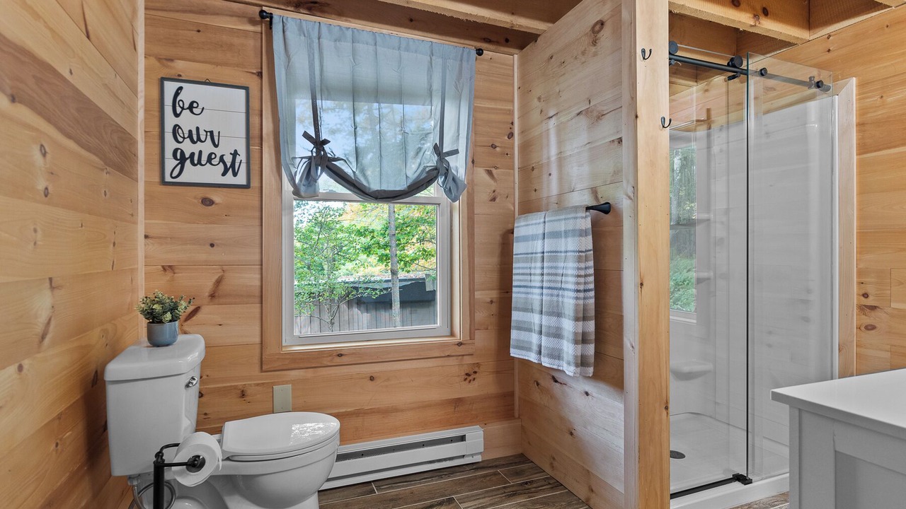 Photo of Bathroom in Davenport