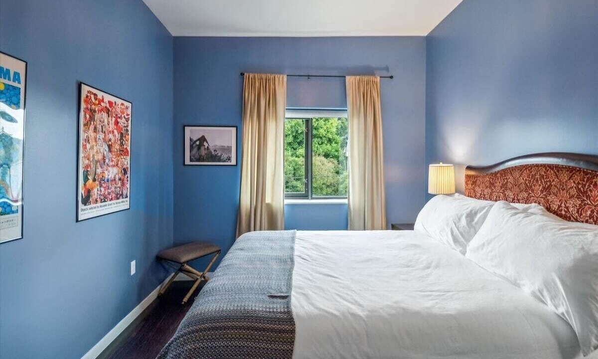 Photo of Bedroom in Belmont