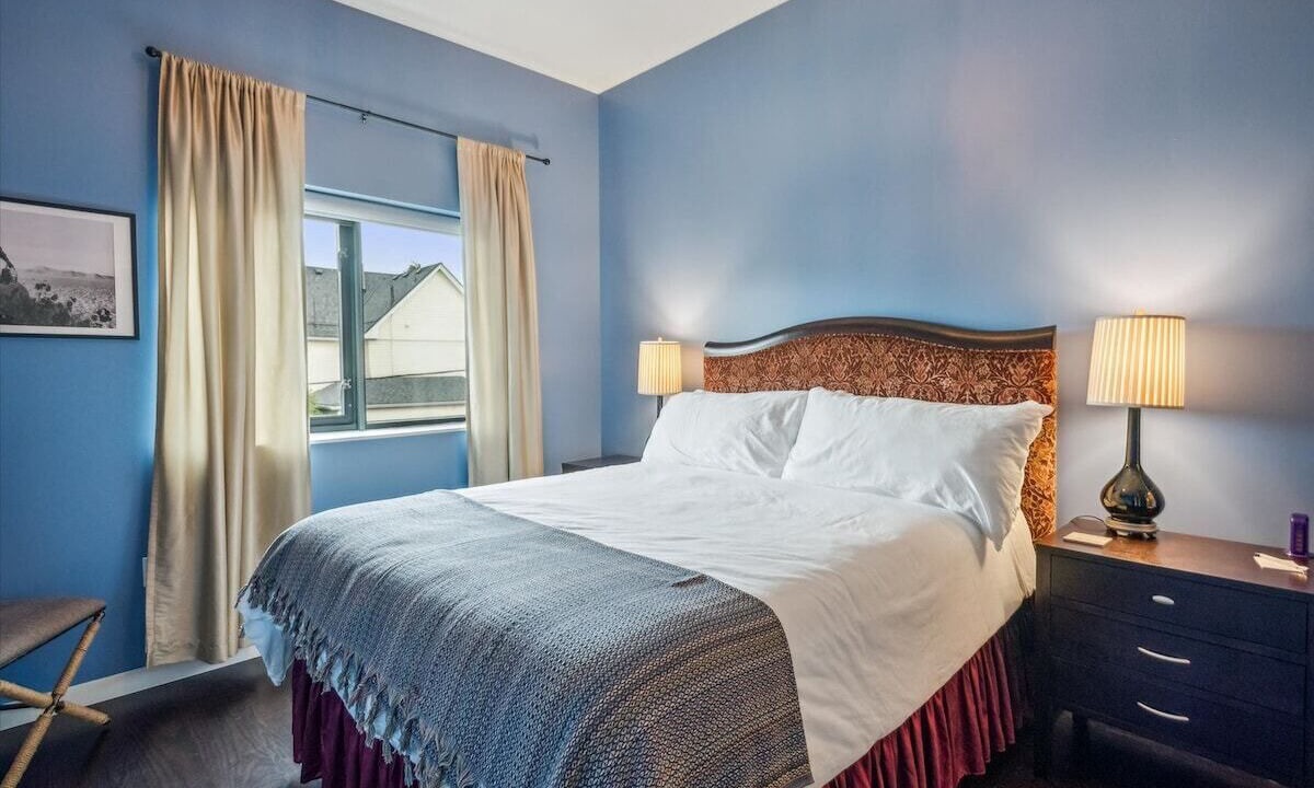 Photo of Bedroom in Belmont