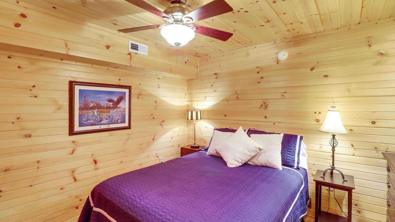 Photo of Bedroom in Greers Ferry