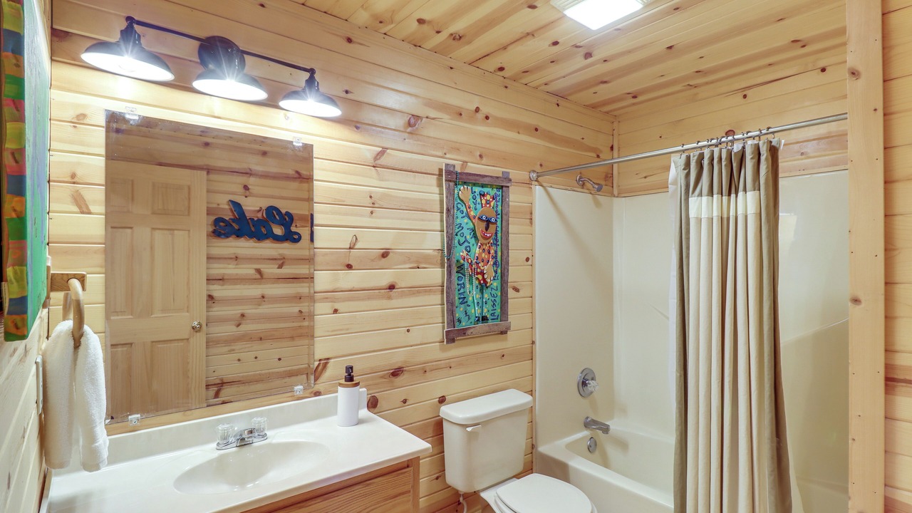 Photo of Bathroom in Greers Ferry