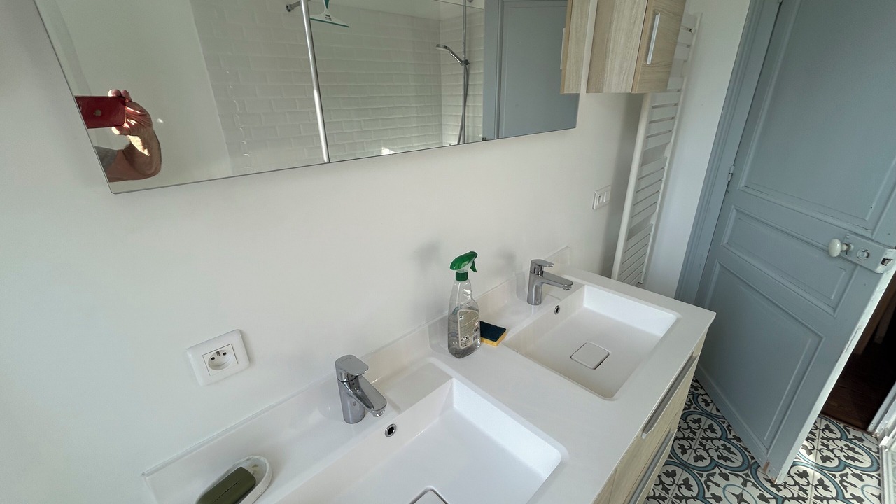 Photo of Bathroom in Saint-Nazaire