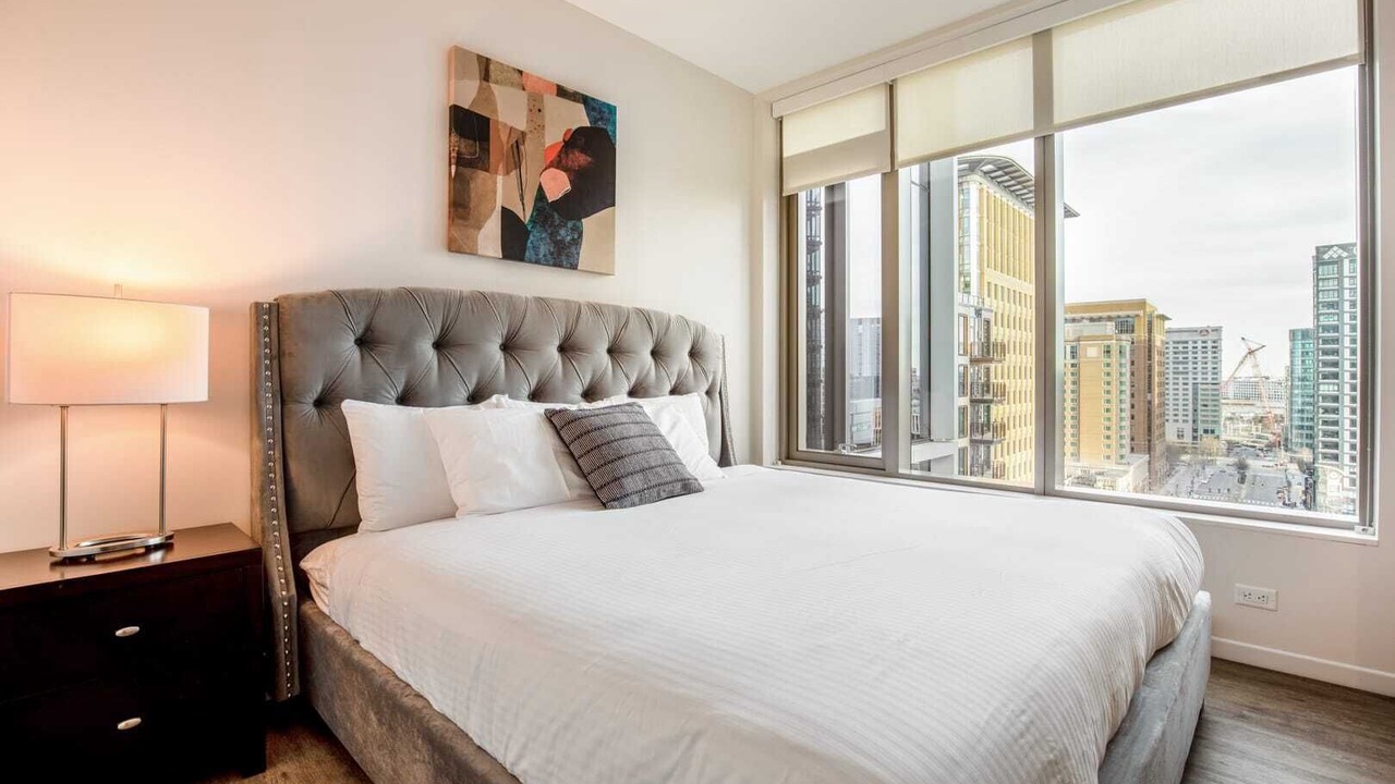 Photo of Bedroom in Seaport District