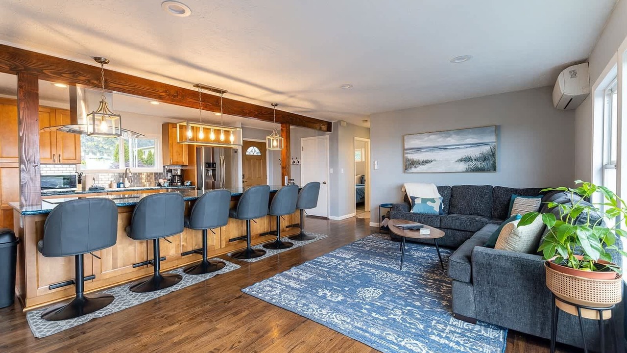 Photo of Others in Garibaldi