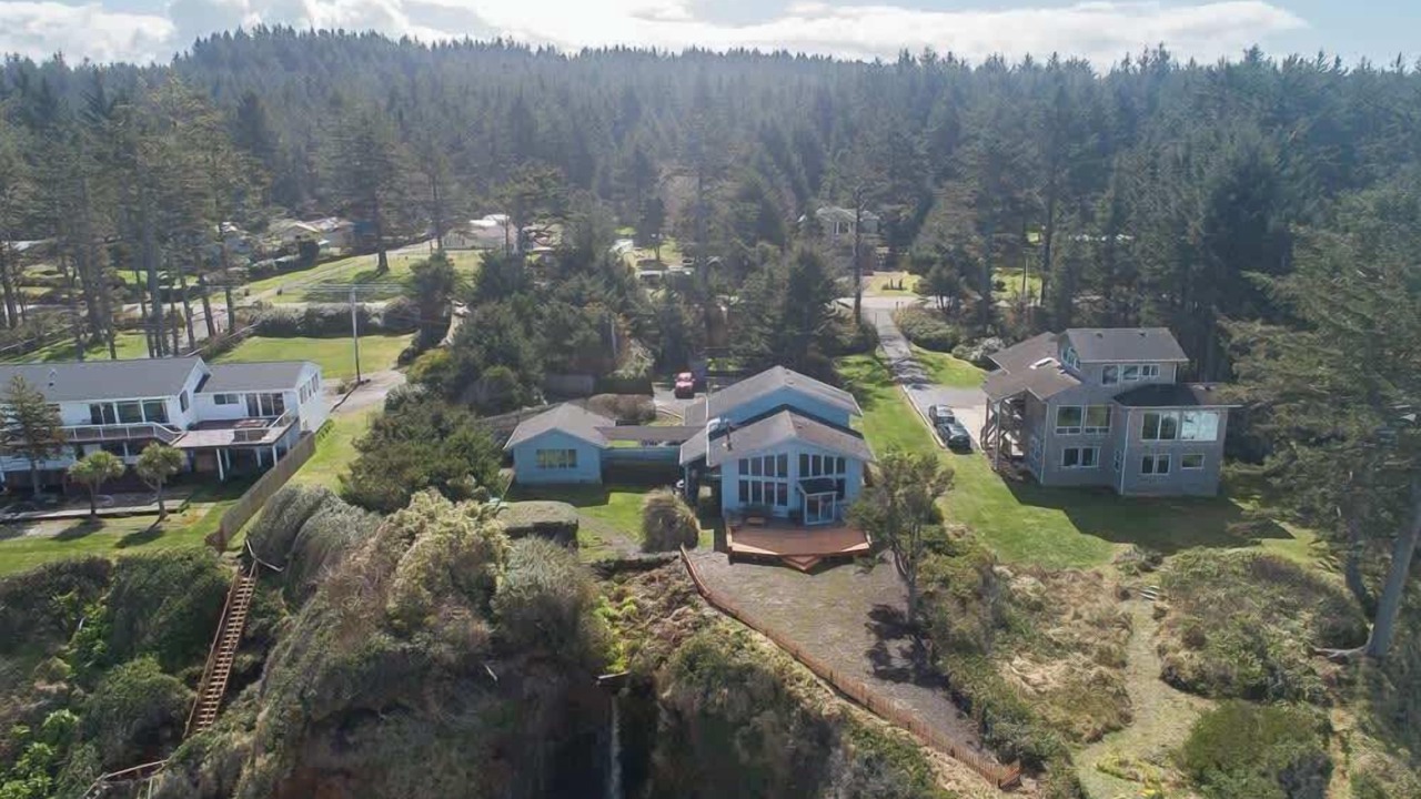 Photo of Others in Coos Bay