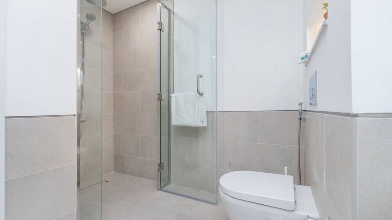 Photo of Bathroom in Umm Suqeim 3