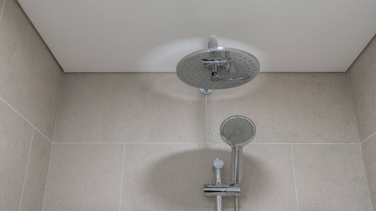 Photo of Bathroom in Umm Suqeim 3