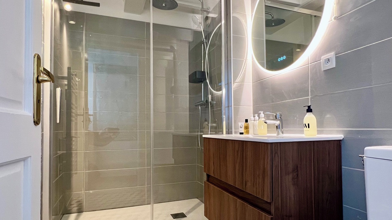 Photo of Bathroom in Honfleur