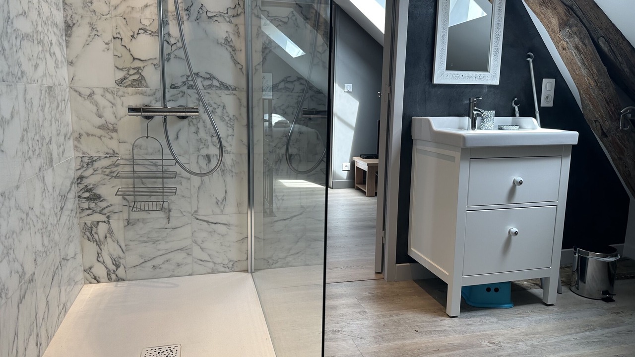 Photo of Bathroom in Chablis