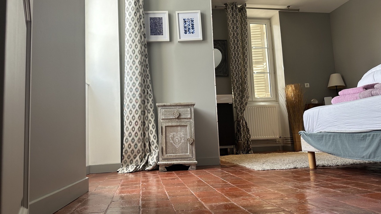 Photo of Bedroom in Chablis