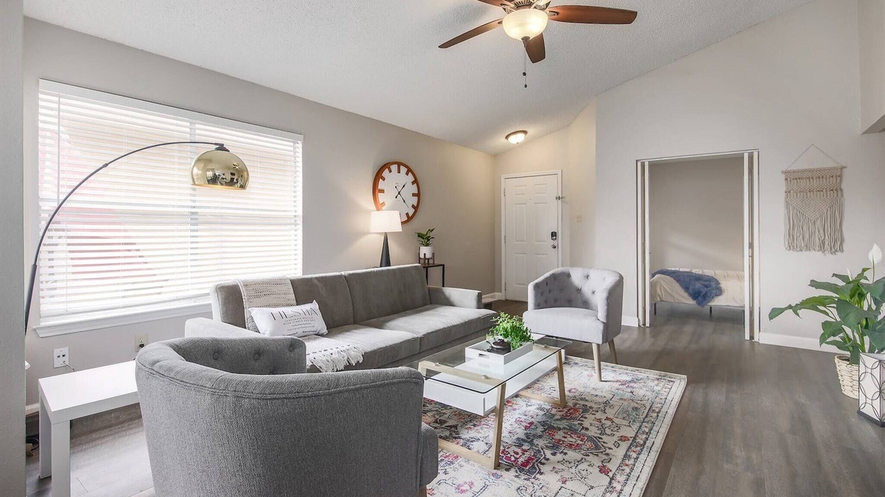 Photo of Livingroom in Milwood