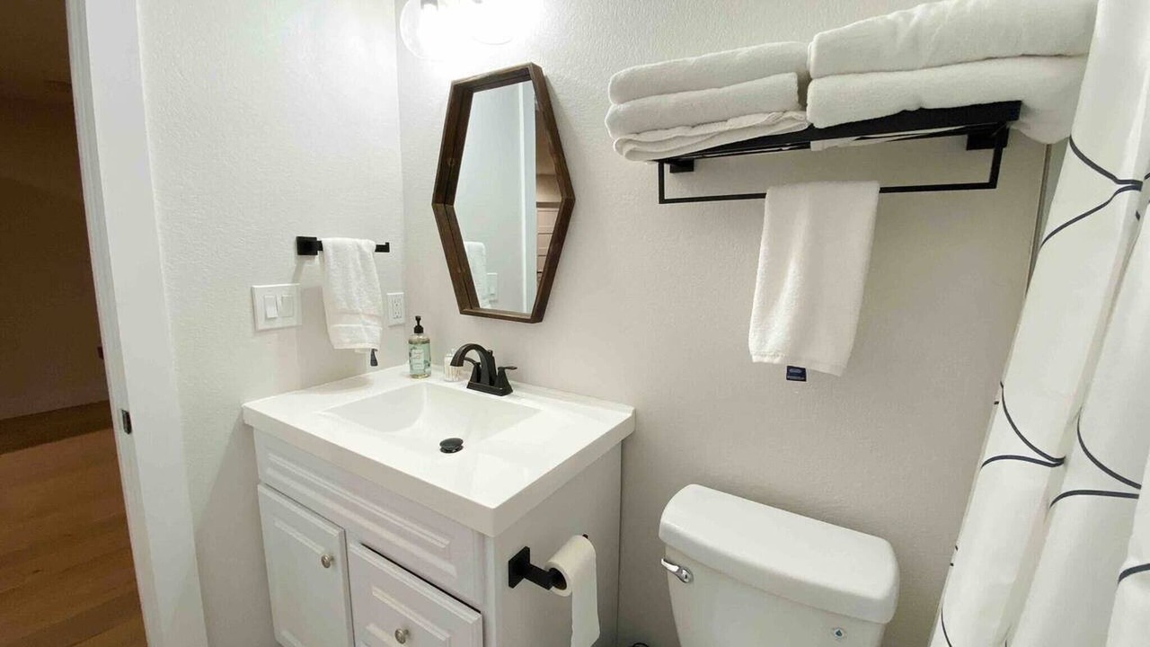 Photo of Bathroom in Spicewood At Bullcreek