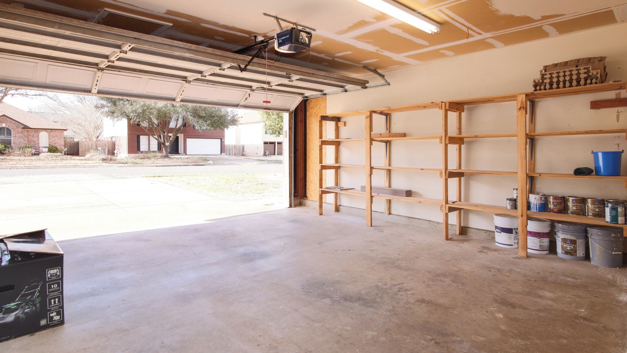 Photo of Bedroom in Brushy Creek