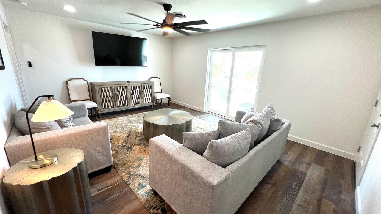 Photo of Livingroom in Del Mar