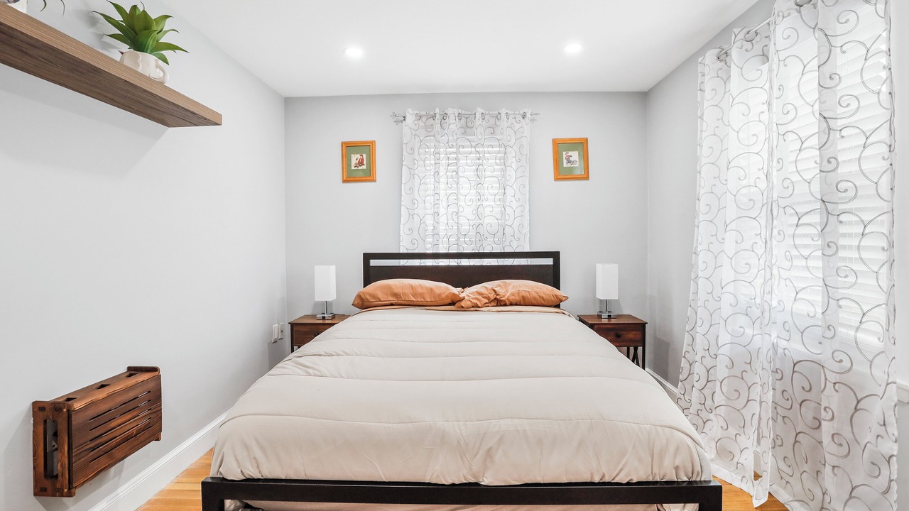 Photo of Bedroom in Revere