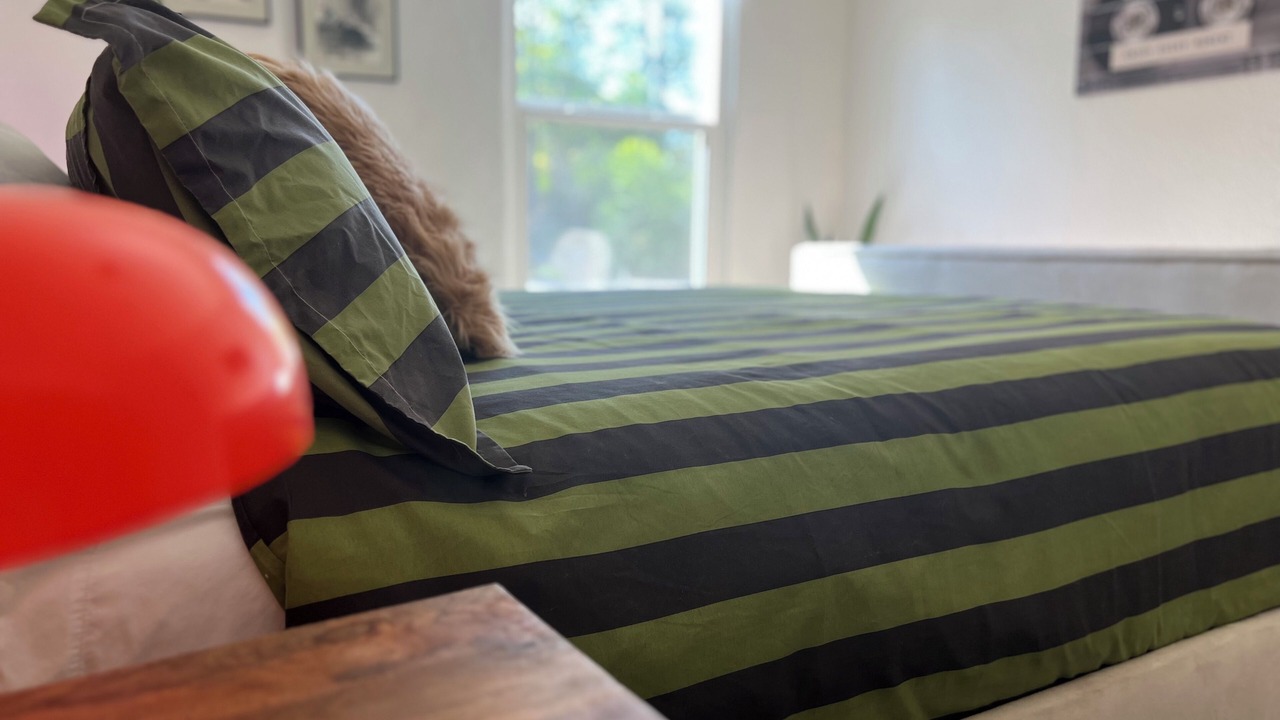 Photo of Bedroom in Depot Bench