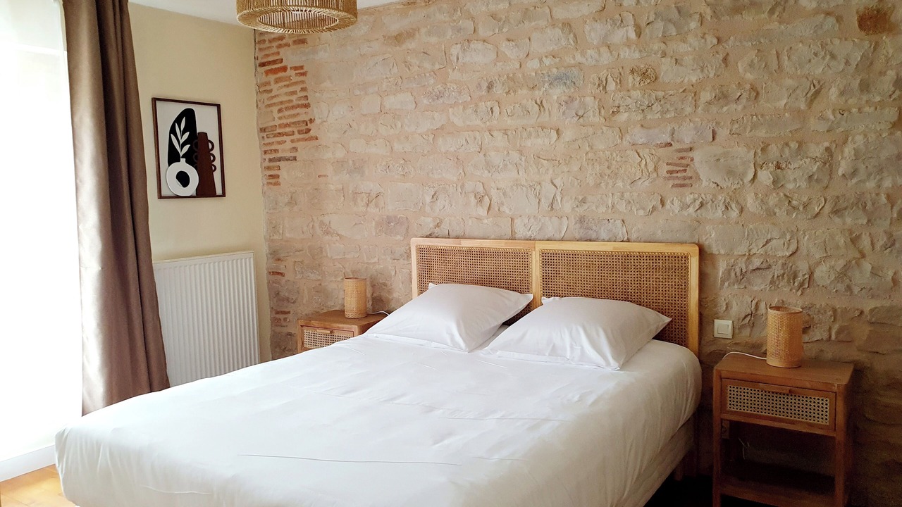 Photo of Bedroom in Flagey-Echezeaux