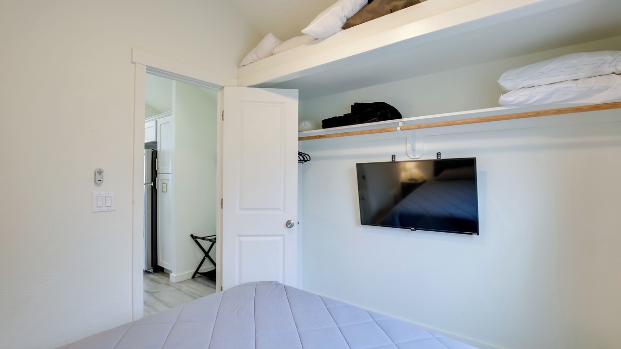Photo of Bedroom in Oakland
