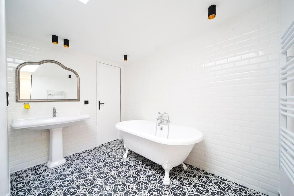Photo of Bathroom in Saint-Thomas-d'Aquin