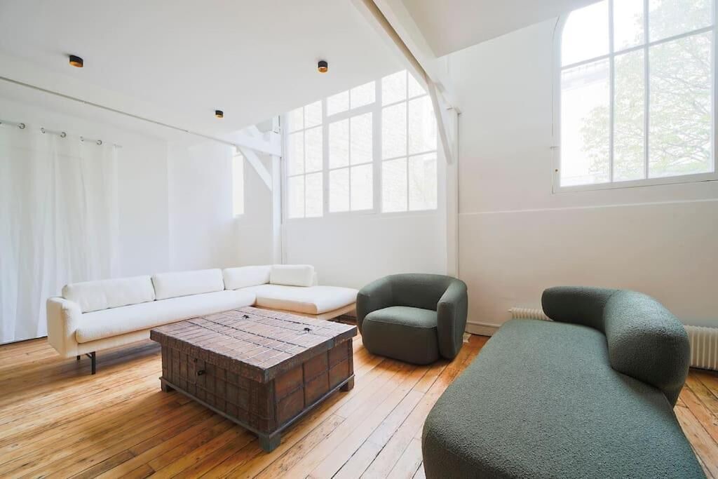 Photo of Livingroom in Saint-Thomas-d'Aquin
