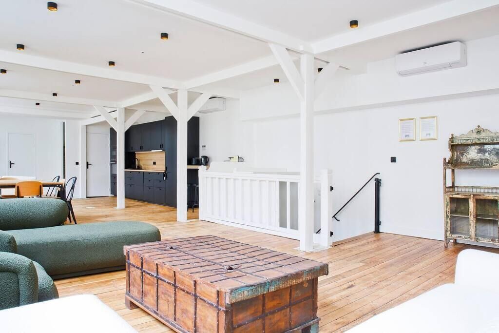 Photo of Livingroom in Saint-Thomas-d'Aquin