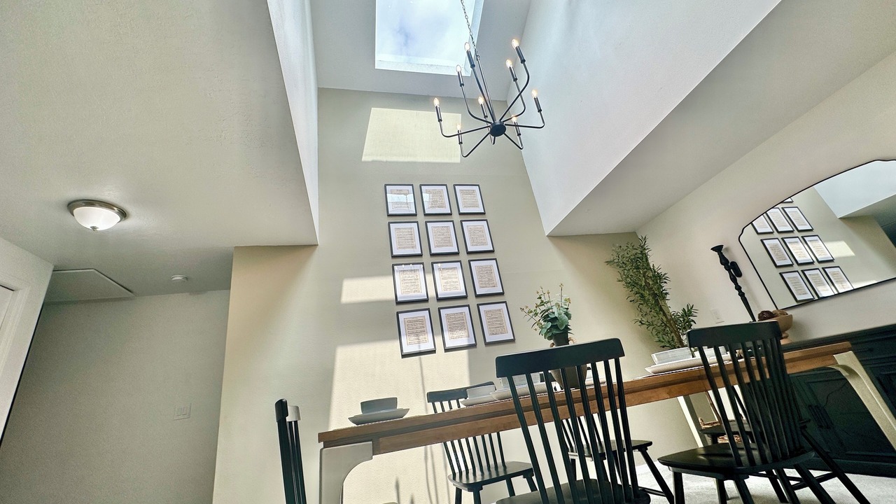 Photo of Bedroom in Bull Mountain