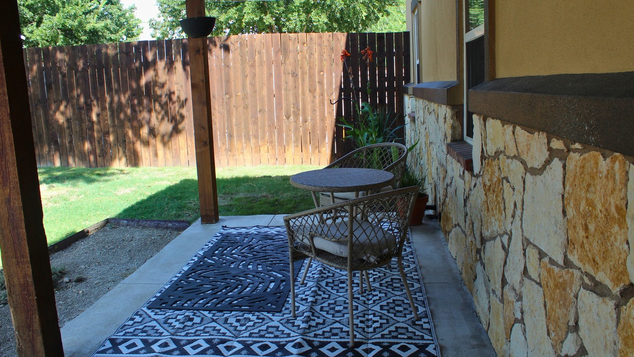 Photo of Patio Balcony in Buda