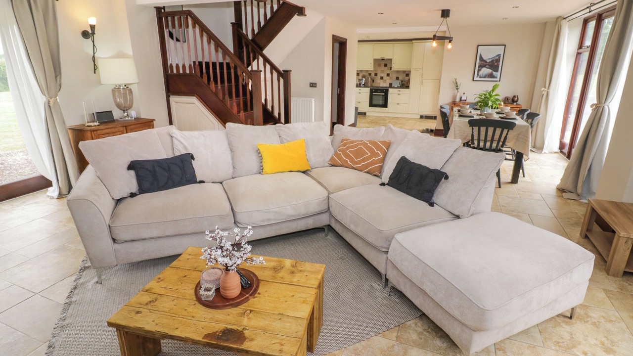 Photo of Livingroom in Ab Lench