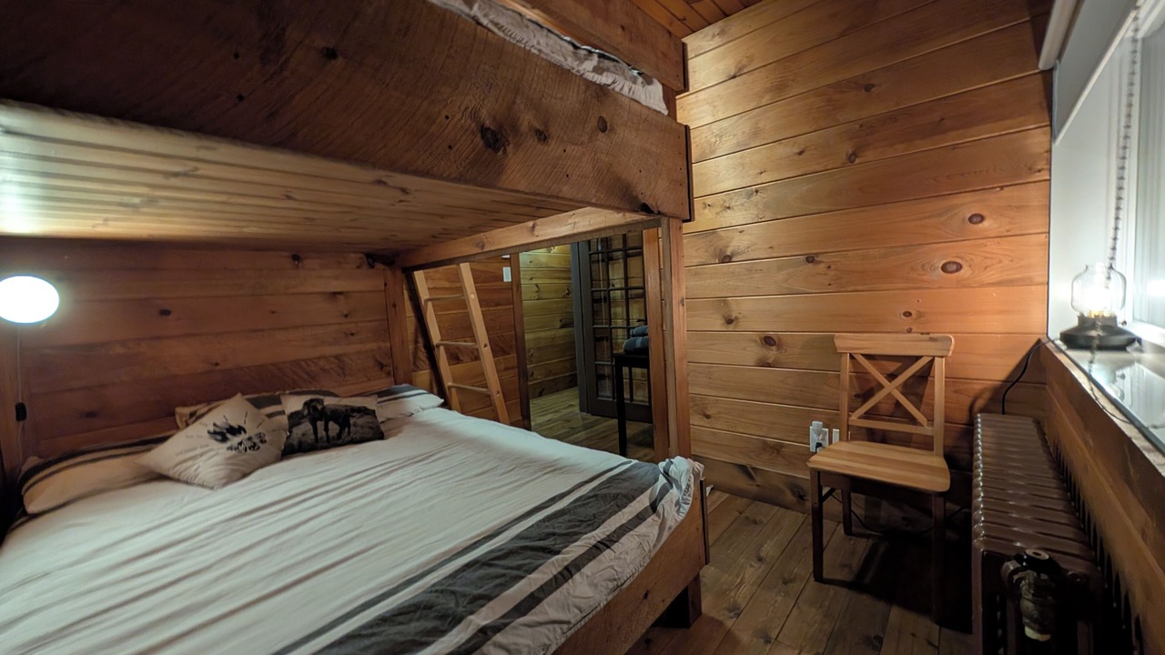 Photo of Bedroom in Montcalm