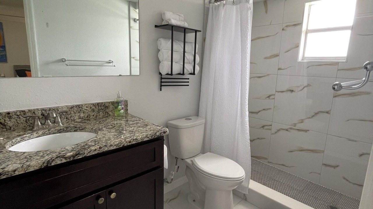Photo of Bathroom in Elfers