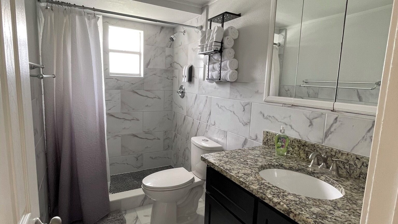 Photo of Bathroom in Elfers