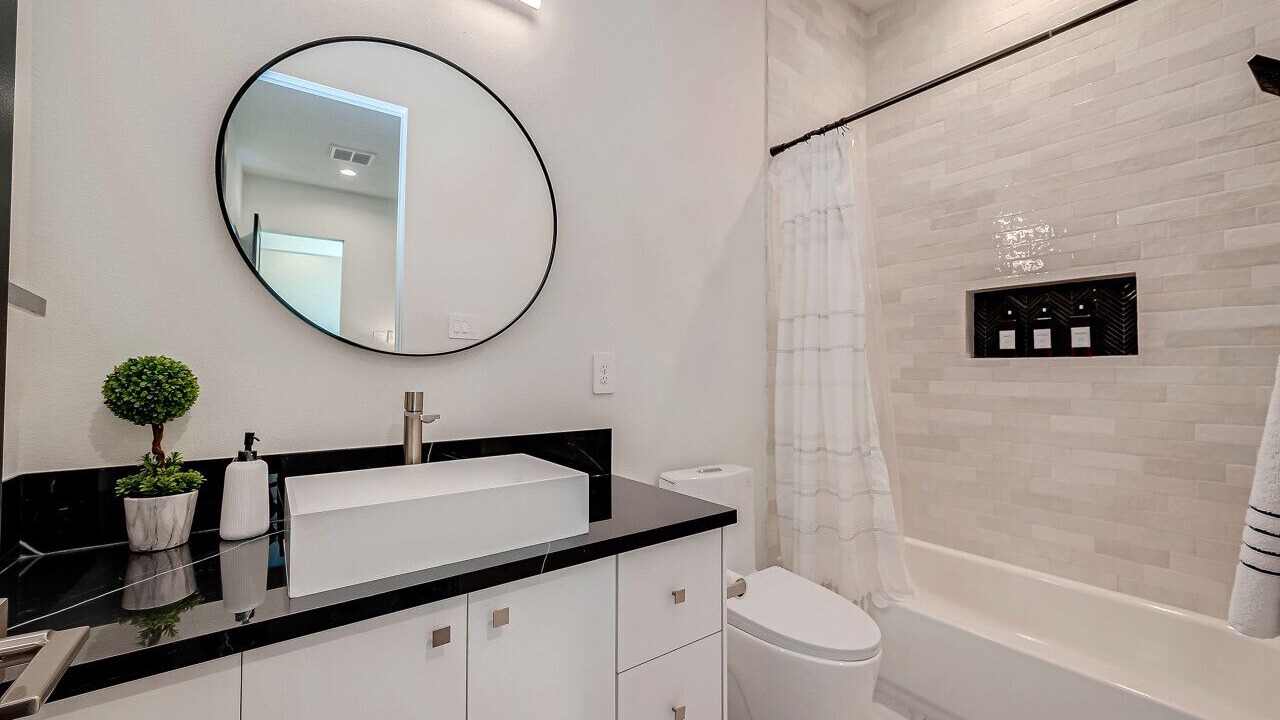 Photo of Bathroom in Neartown