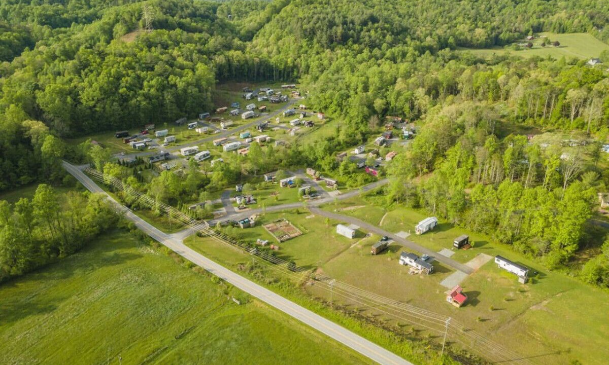 Photo of Outdoor in Mills River