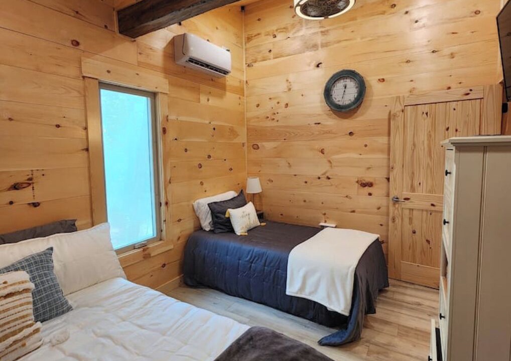 Photo of Bedroom in Amity
