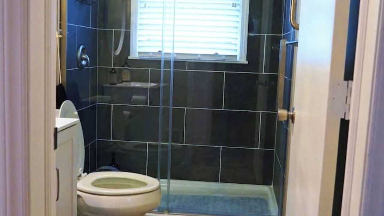 Photo of Bathroom in Martinsville