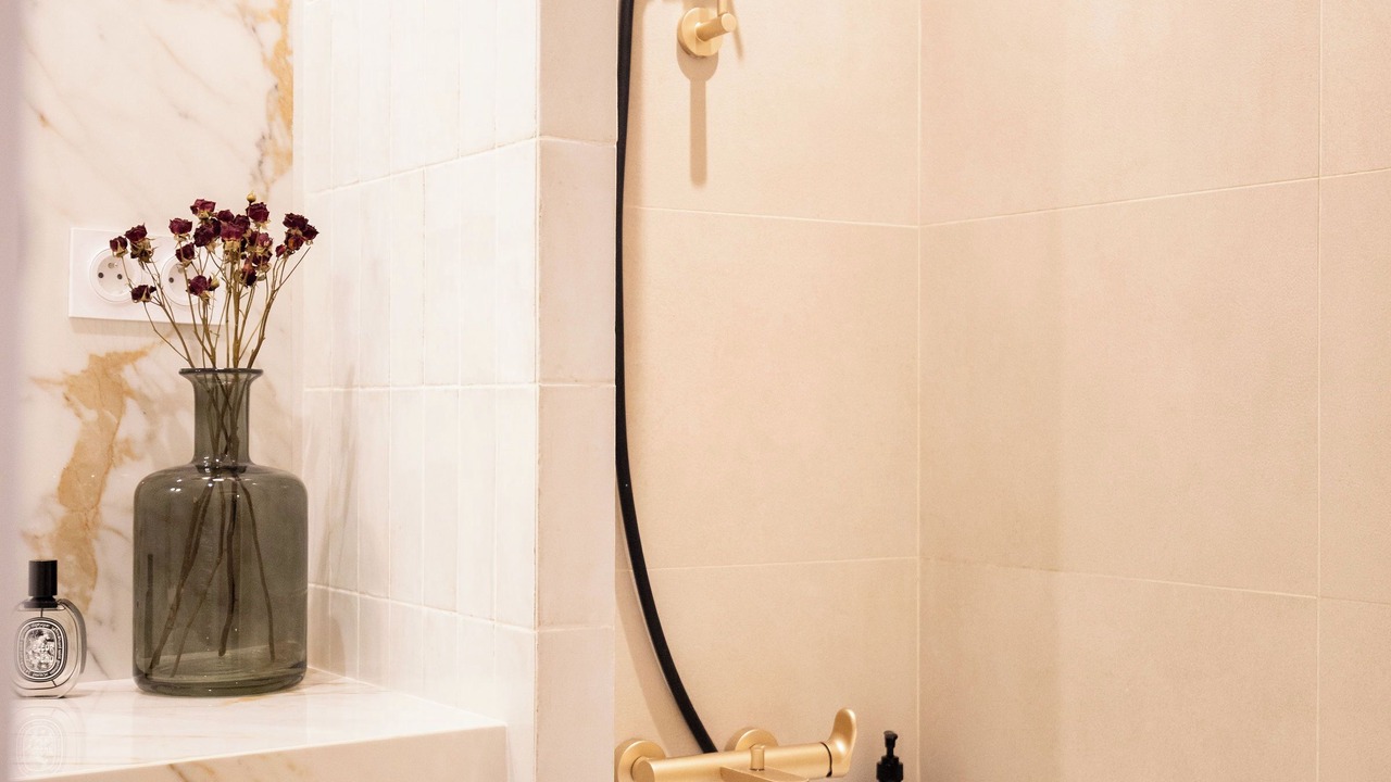 Photo of Bathroom in Saint - Aubin - Dupuy