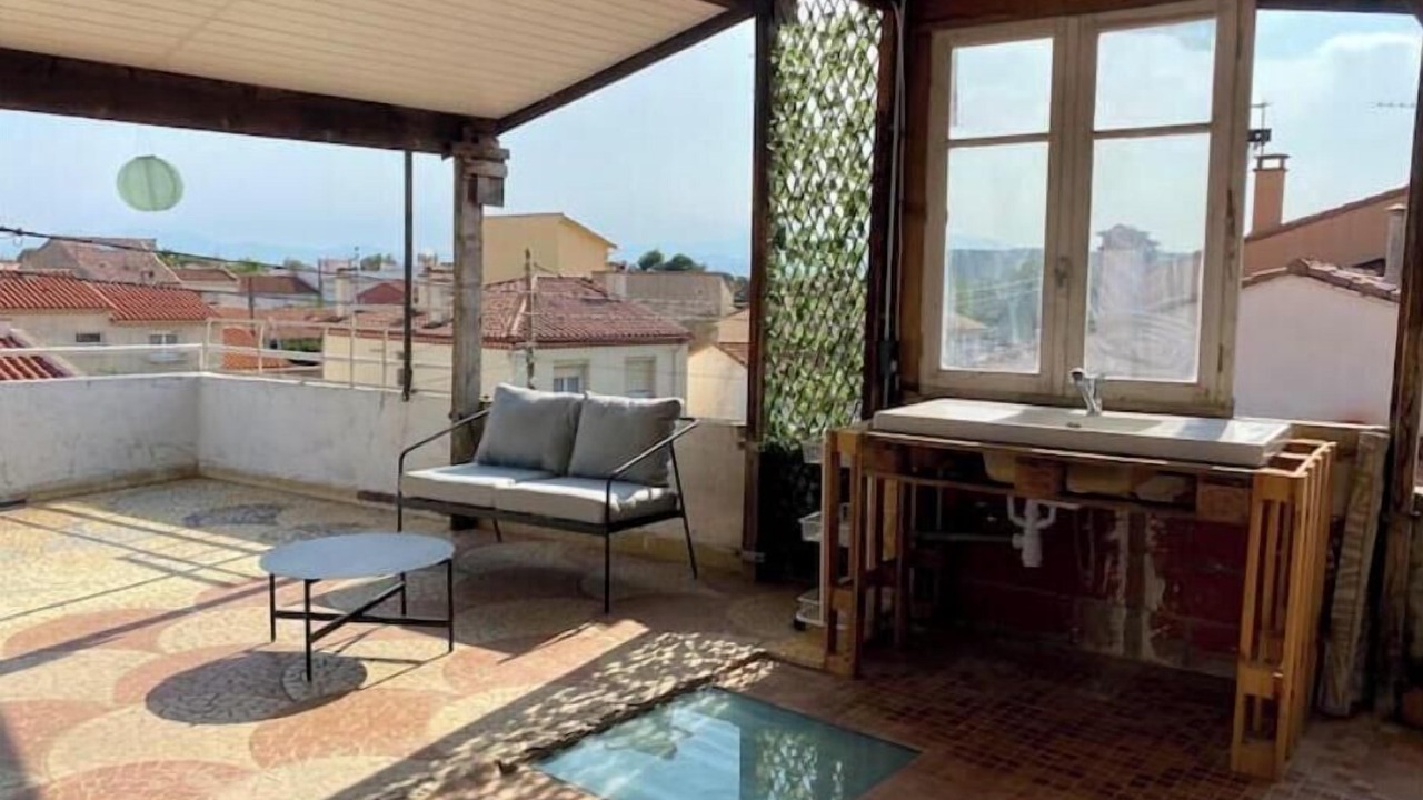 Photo of Patio Balcony in Moyen-Vernet