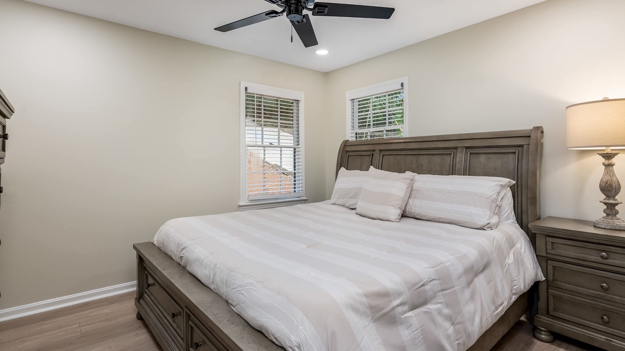 Photo of Bedroom in Northport