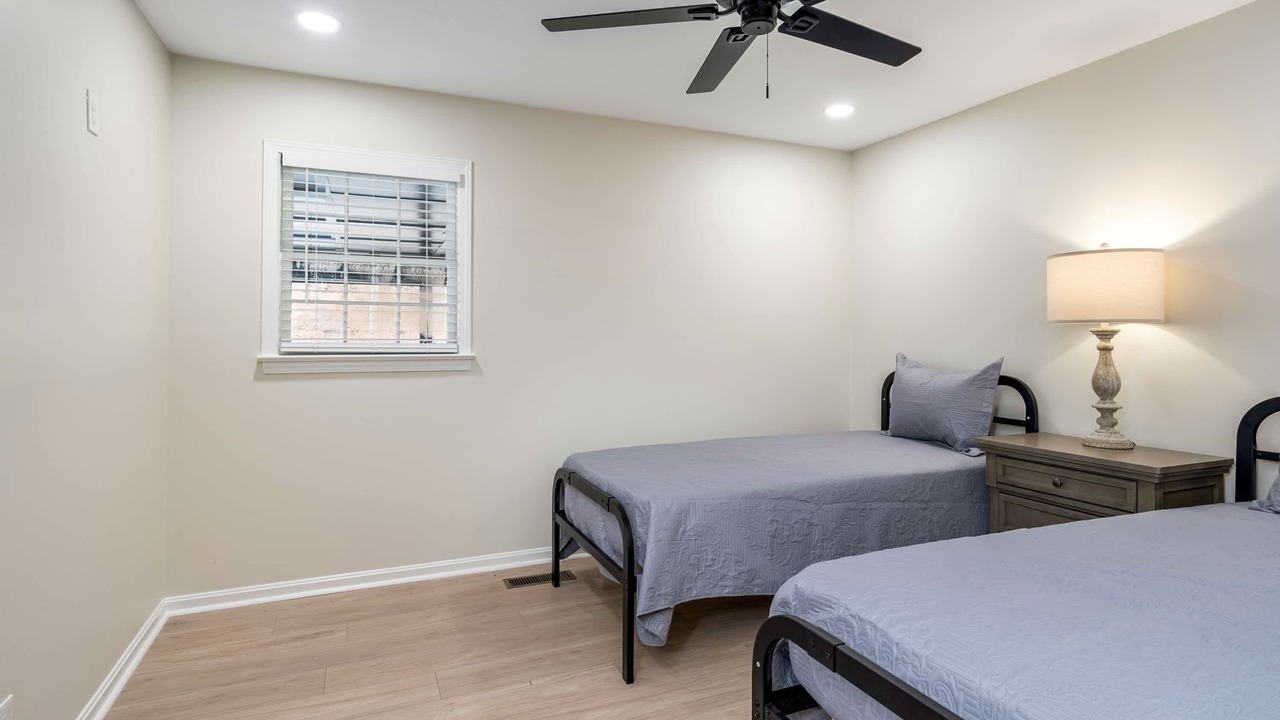 Photo of Bedroom in Northport