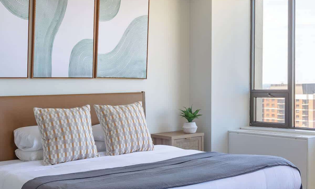 Photo of Bedroom in Rush and Division