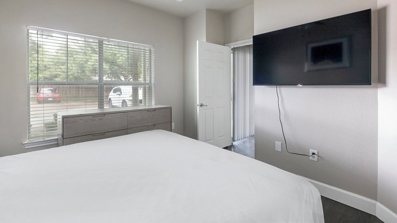 Photo of Bedroom in Riverpark West