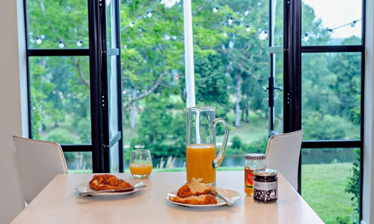 Photo of Others in Cookham Dean