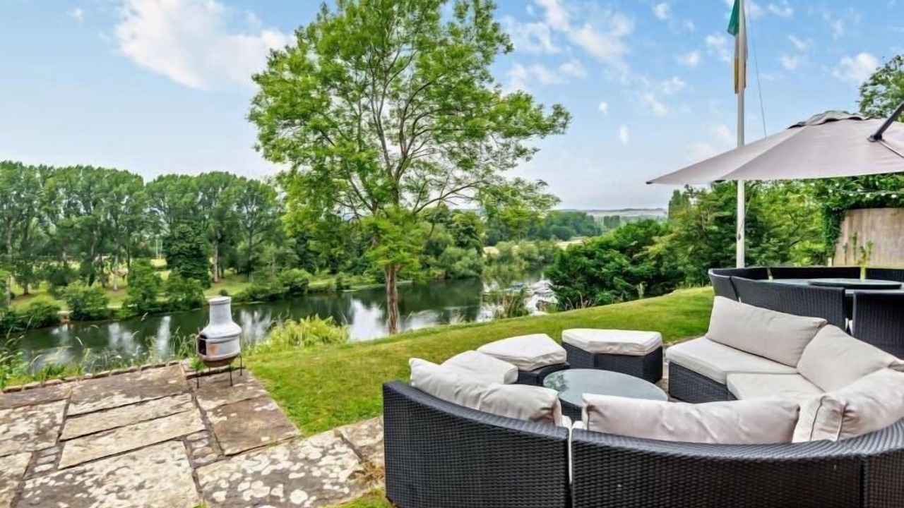 Photo of Others in Cookham Dean