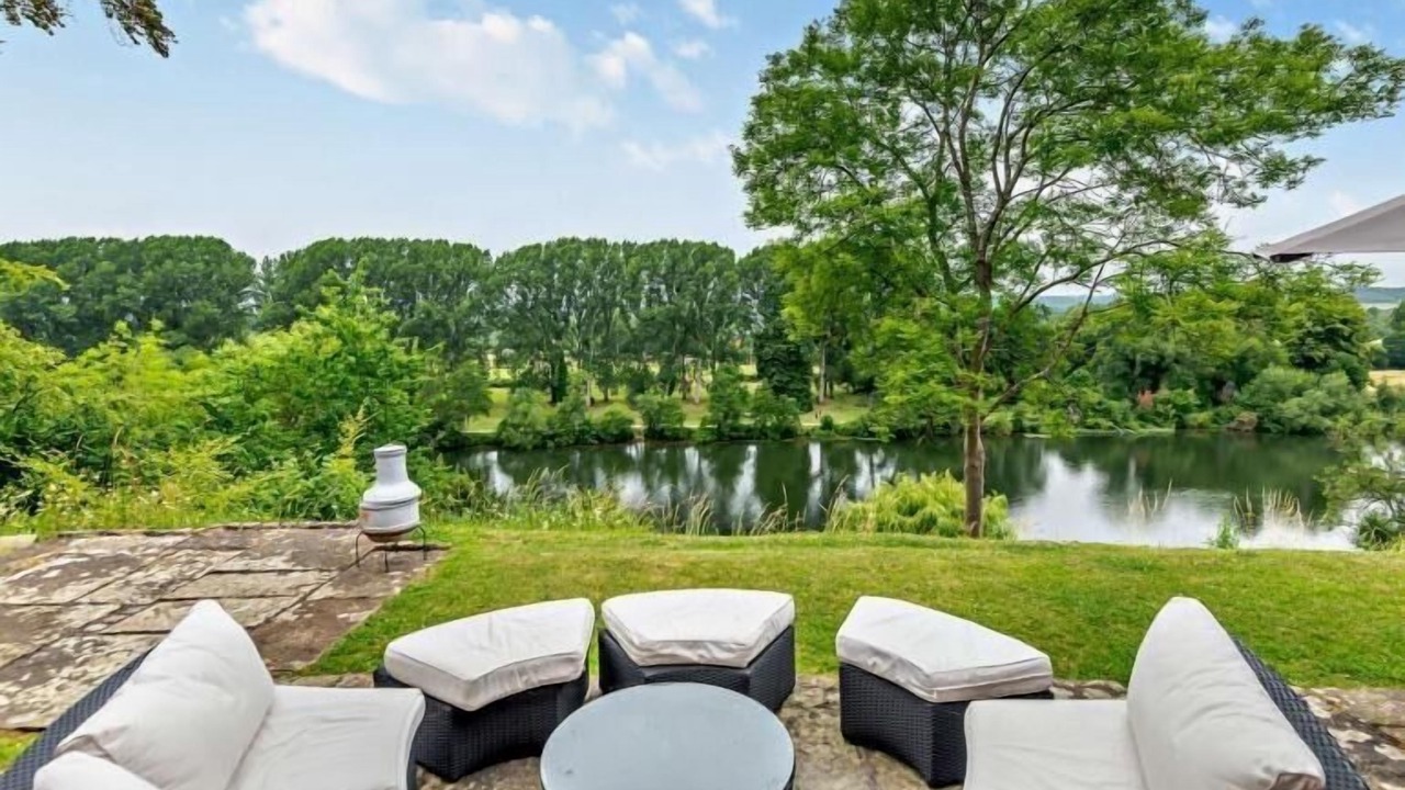 Photo of Others in Cookham Dean