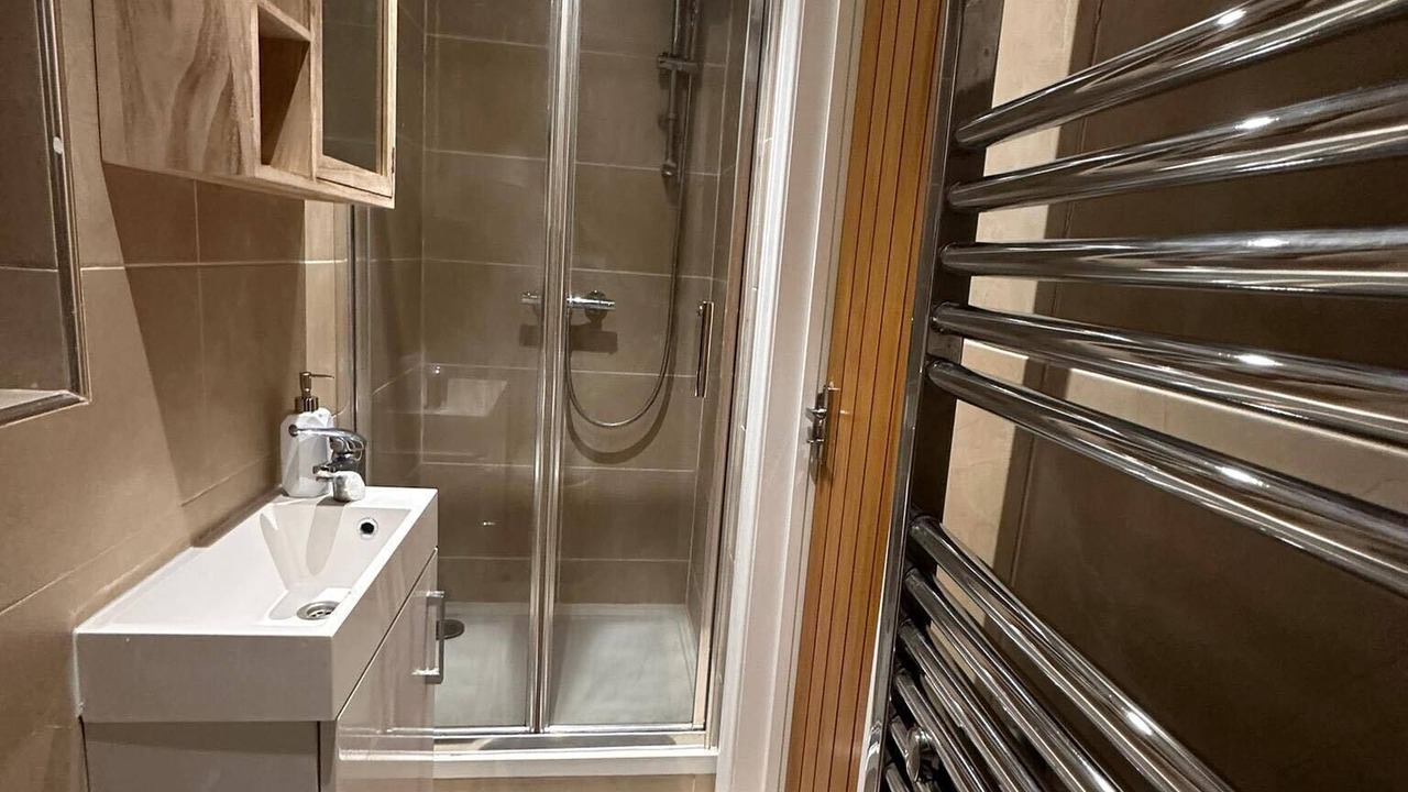 Photo of Others in Hanger Hill